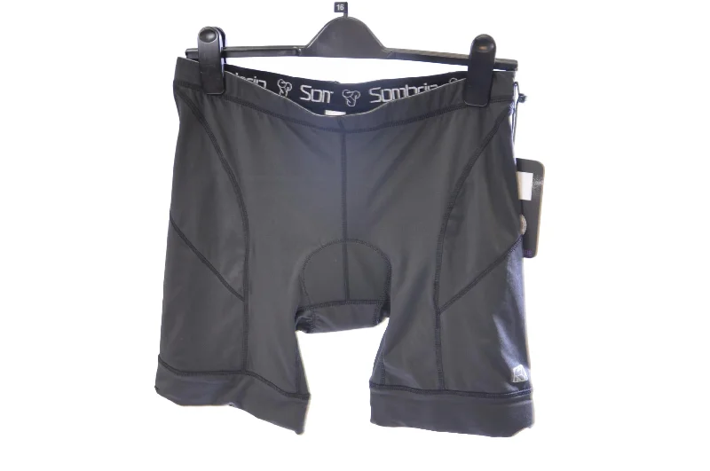 Bike seat strap-Sombrio Standard Black Ergo Italian Shorts Large Blacktastic With Chamois